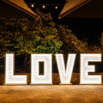 Lettres lumineuses géantes 'LOVE' (1,20 m)